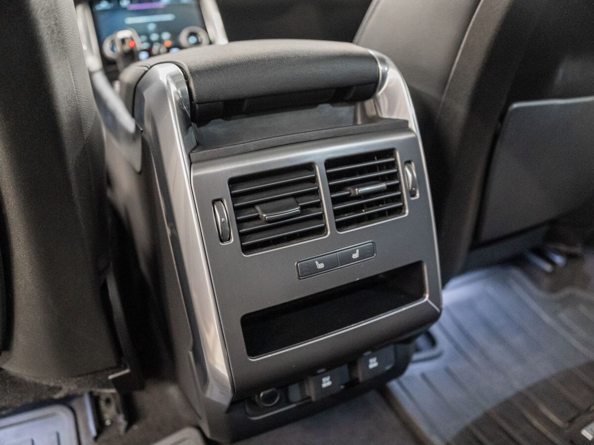 Land Rover Range Rover Sport 2018 - фото автомобиля