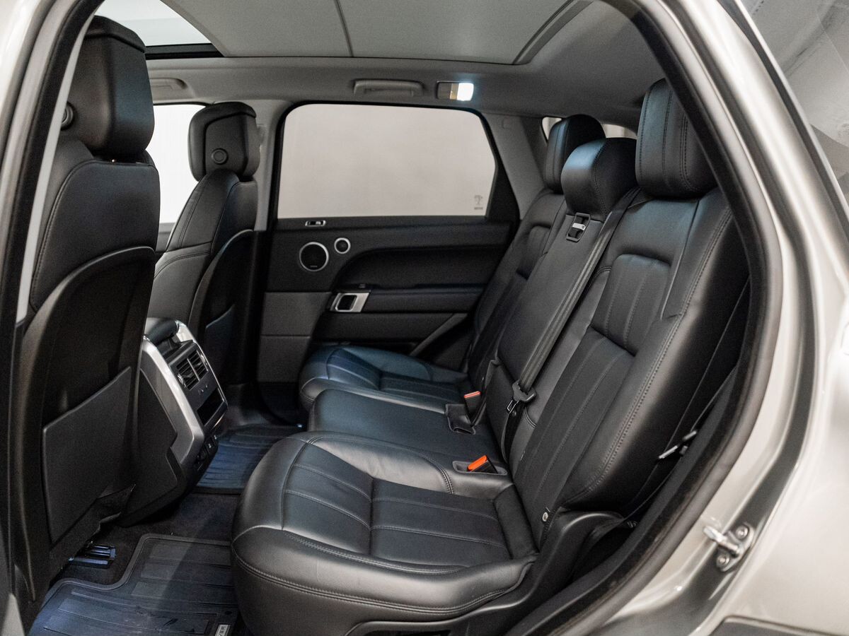 Land Rover Range Rover Sport 2018 - фото автомобиля