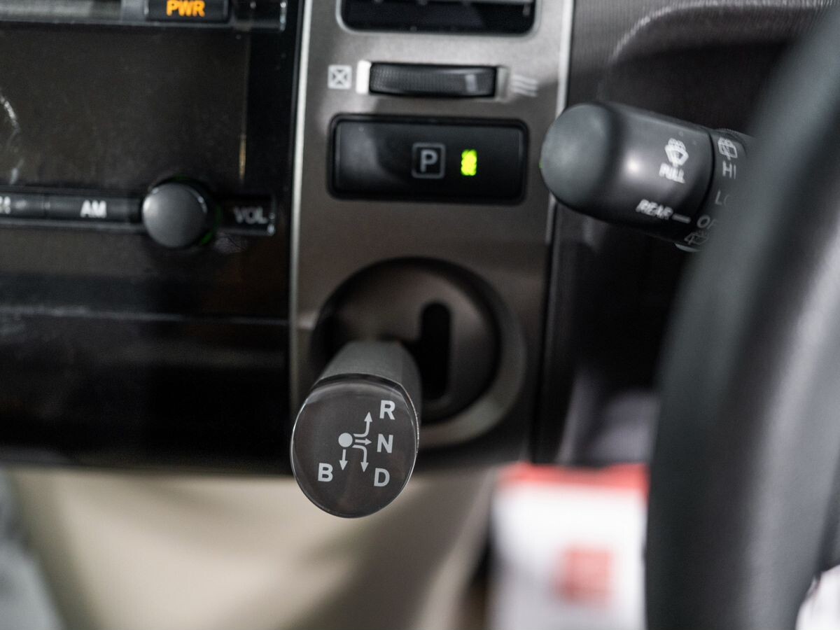 Toyota Prius 2008 - фото автомобиля