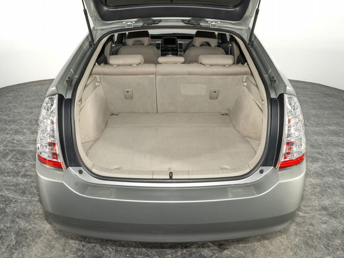 Toyota Prius 2008 - фото автомобиля