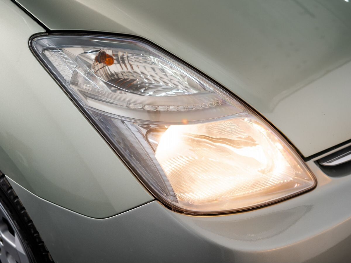 Toyota Prius 2008 - фото автомобиля