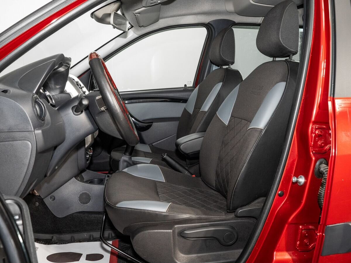 Lada (ВАЗ) Largus 2021 - фото автомобиля