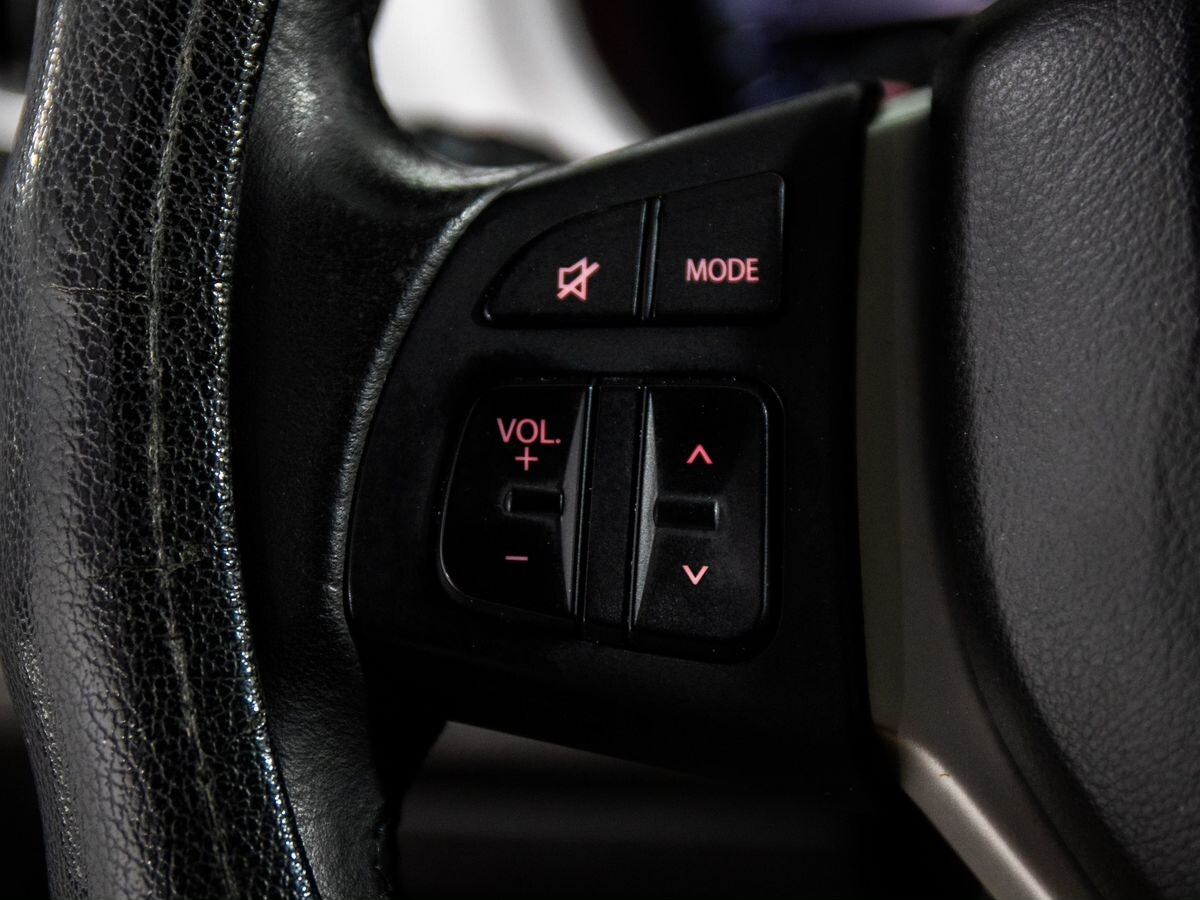 Suzuki Vitara 2018 - фото автомобиля