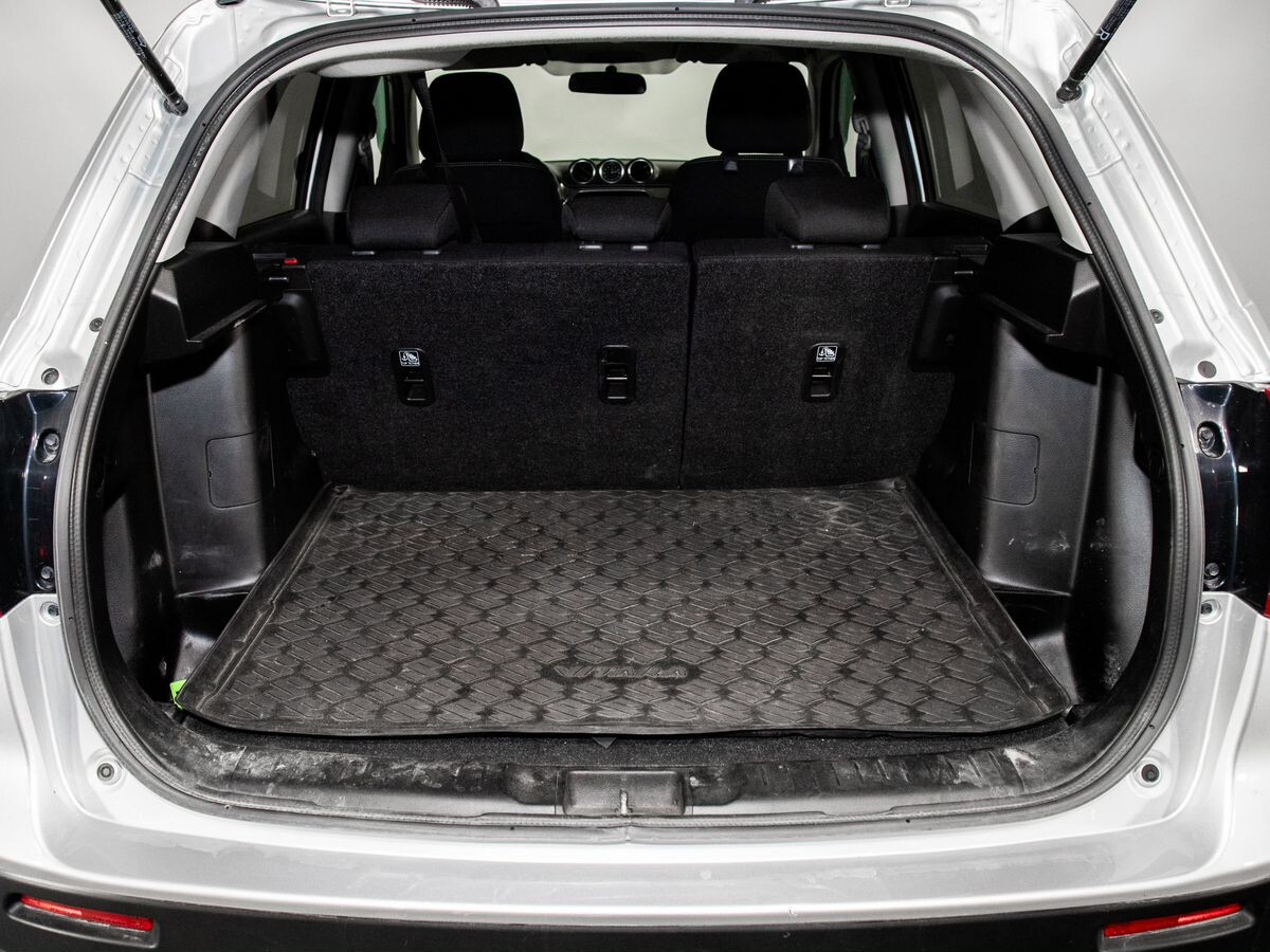 Suzuki Vitara 2018 - фото автомобиля