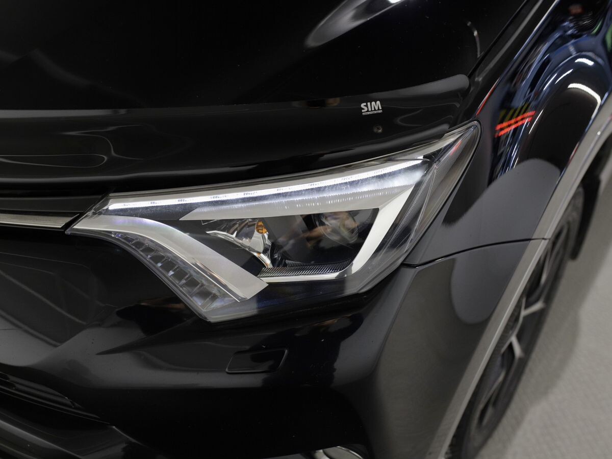 Toyota RAV4 2017 - фото автомобиля