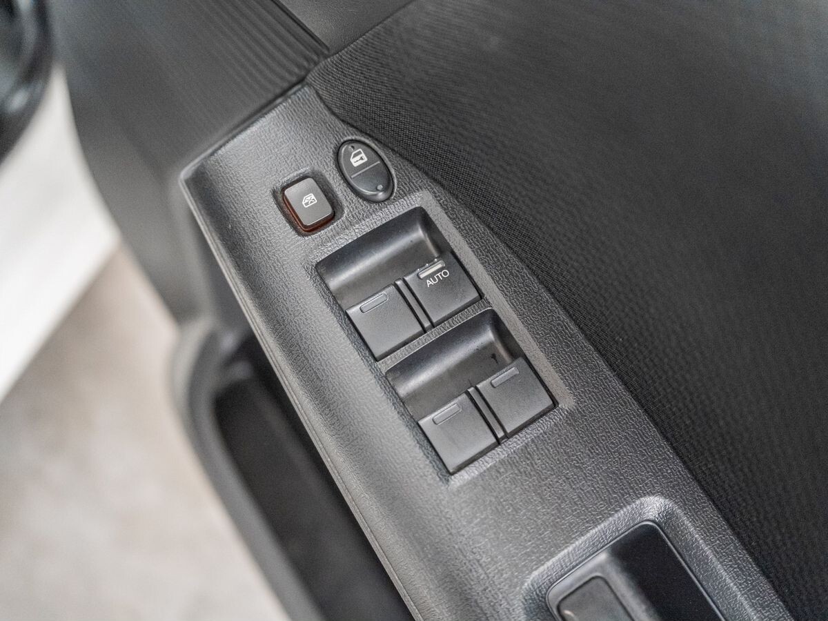 Honda Freed 2010 - фото автомобиля