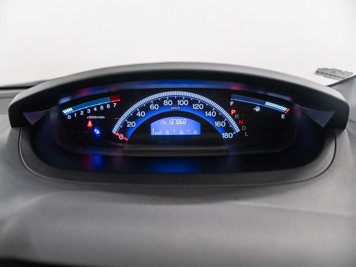 Honda Freed 2010 - фото автомобиля