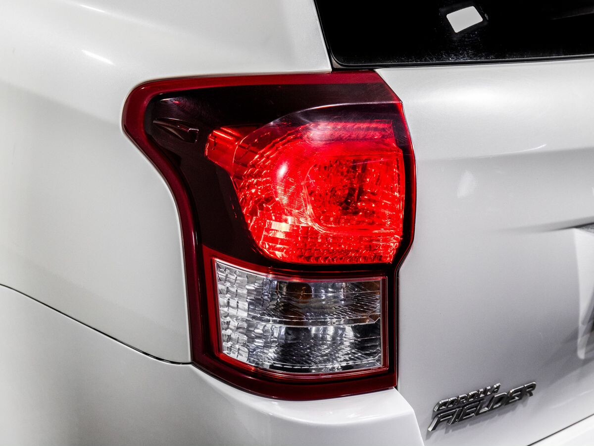 Toyota Corolla 2014 - фото автомобиля