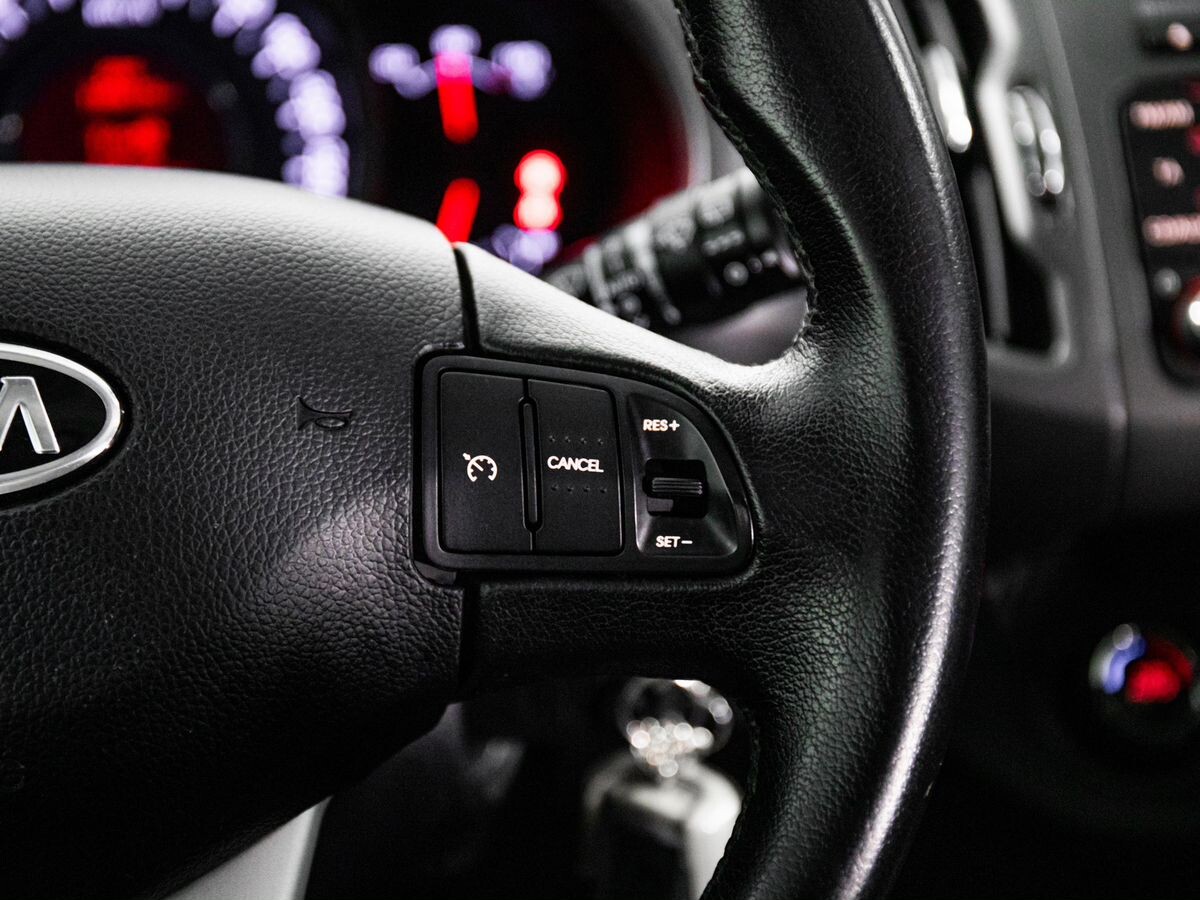 Kia Sportage 2012 - фото автомобиля