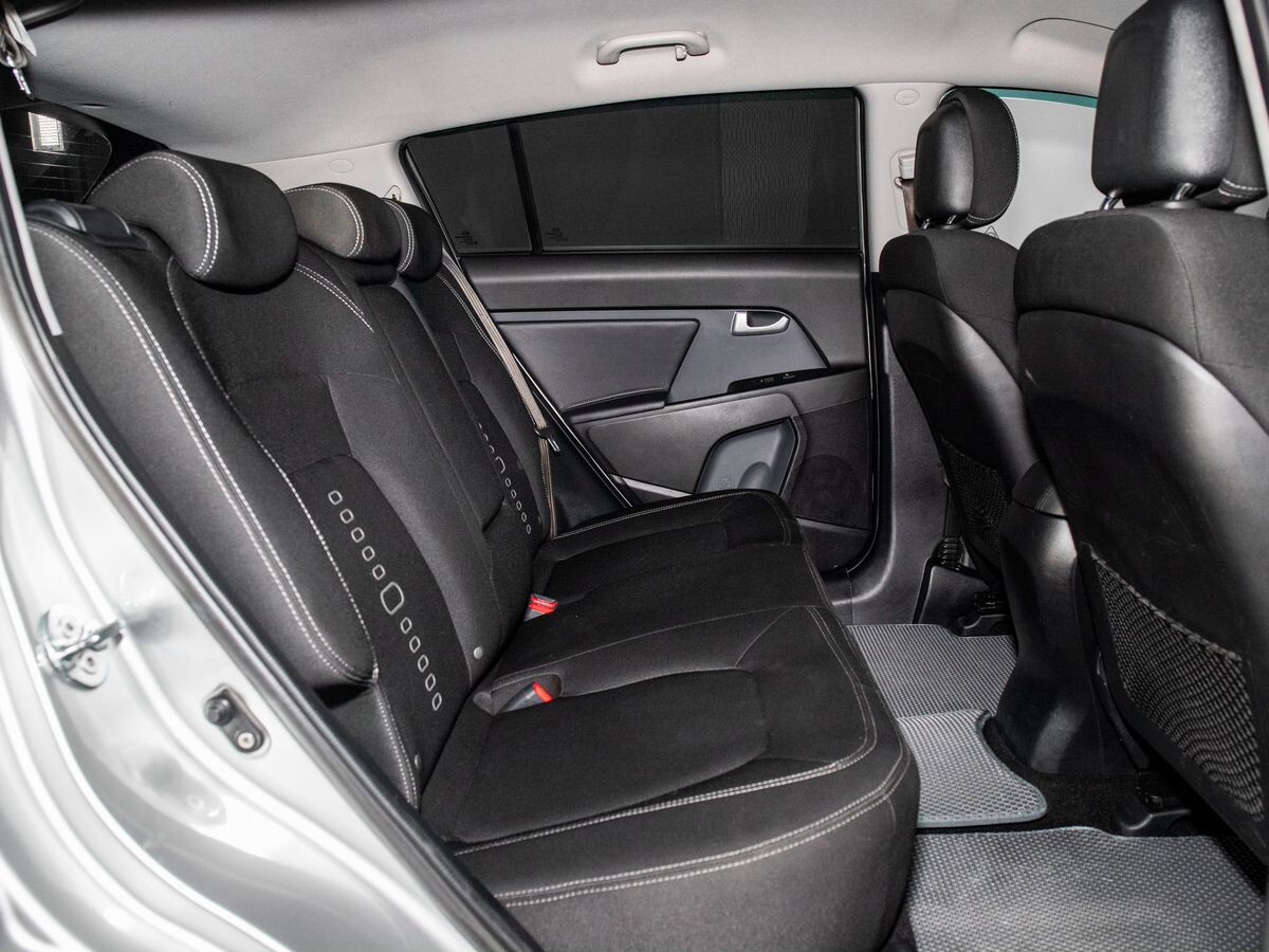 Kia Sportage 2012 - фото автомобиля