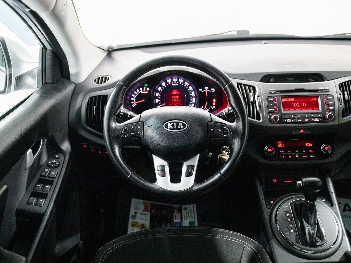 Kia Sportage 2012 - фото автомобиля