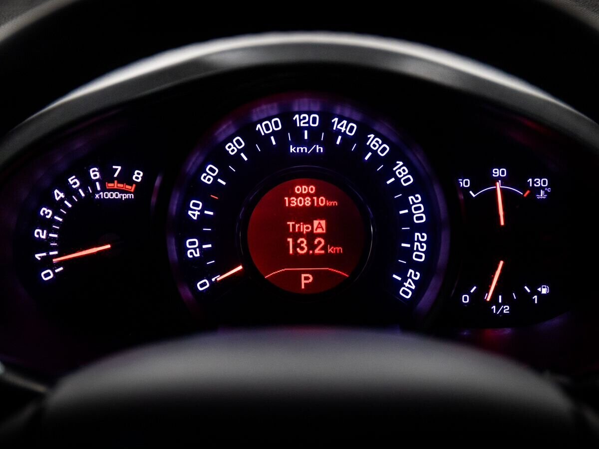 Kia Sportage 2012 - фото автомобиля