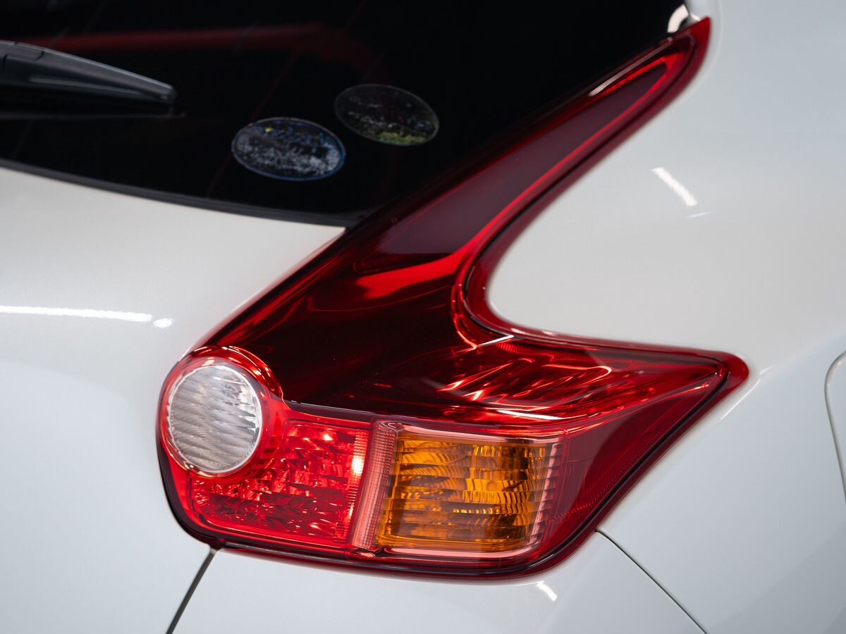 Nissan Juke 2012 - фото автомобиля