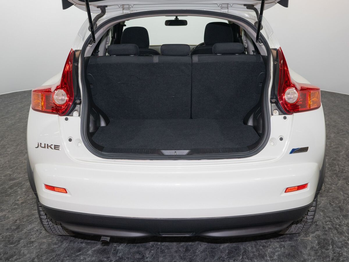 Nissan Juke 2012 - фото автомобиля
