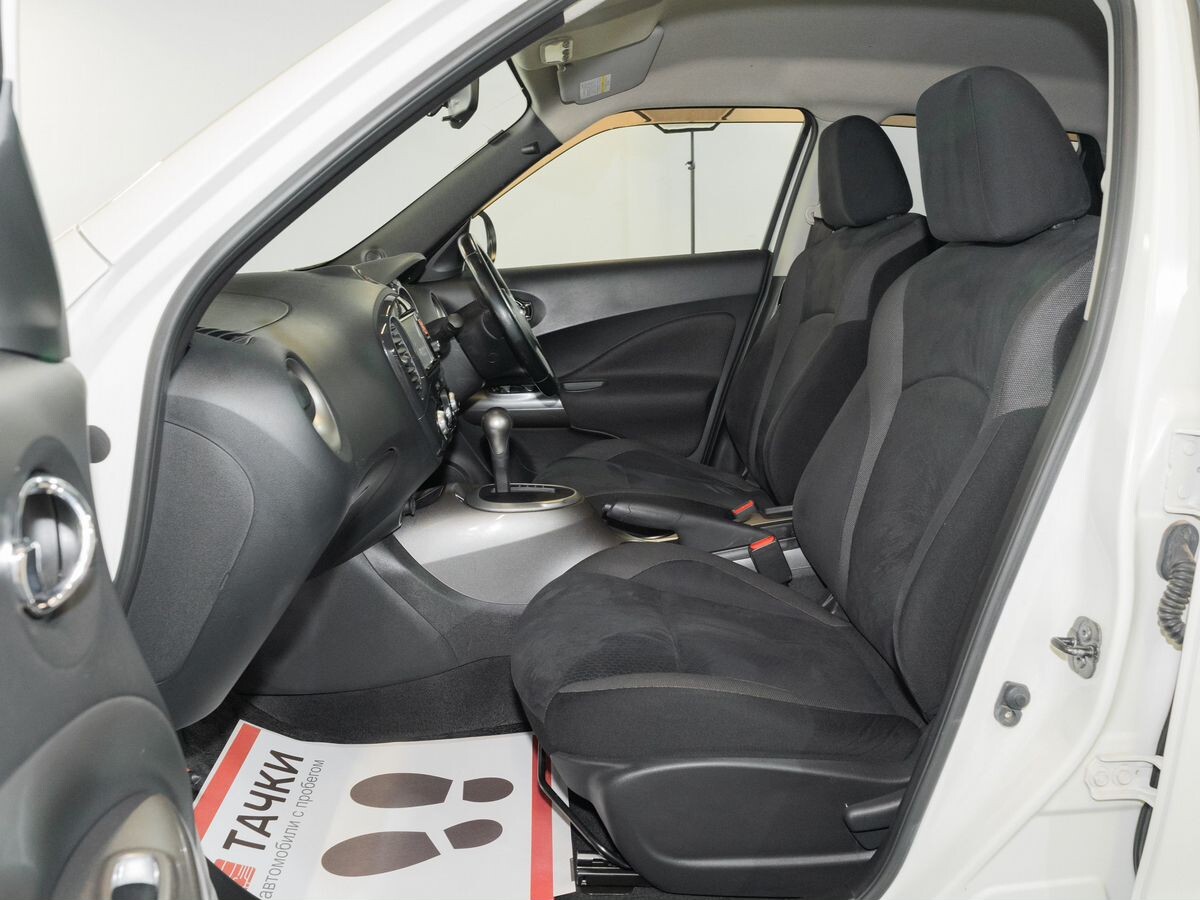 Nissan Juke 2012 - фото автомобиля