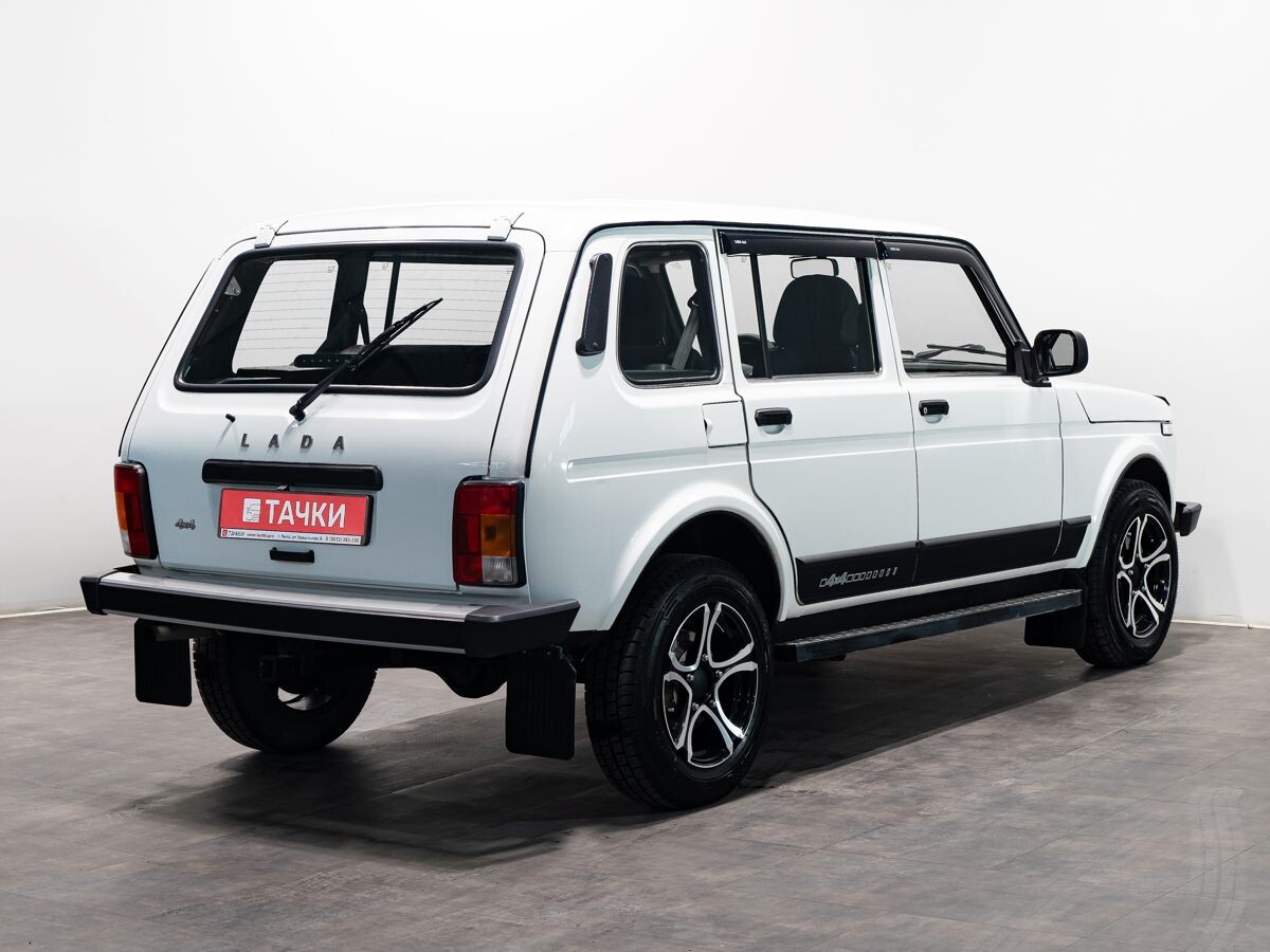 Lada (ВАЗ) 2131 (4x4) 2019 - фото автомобиля