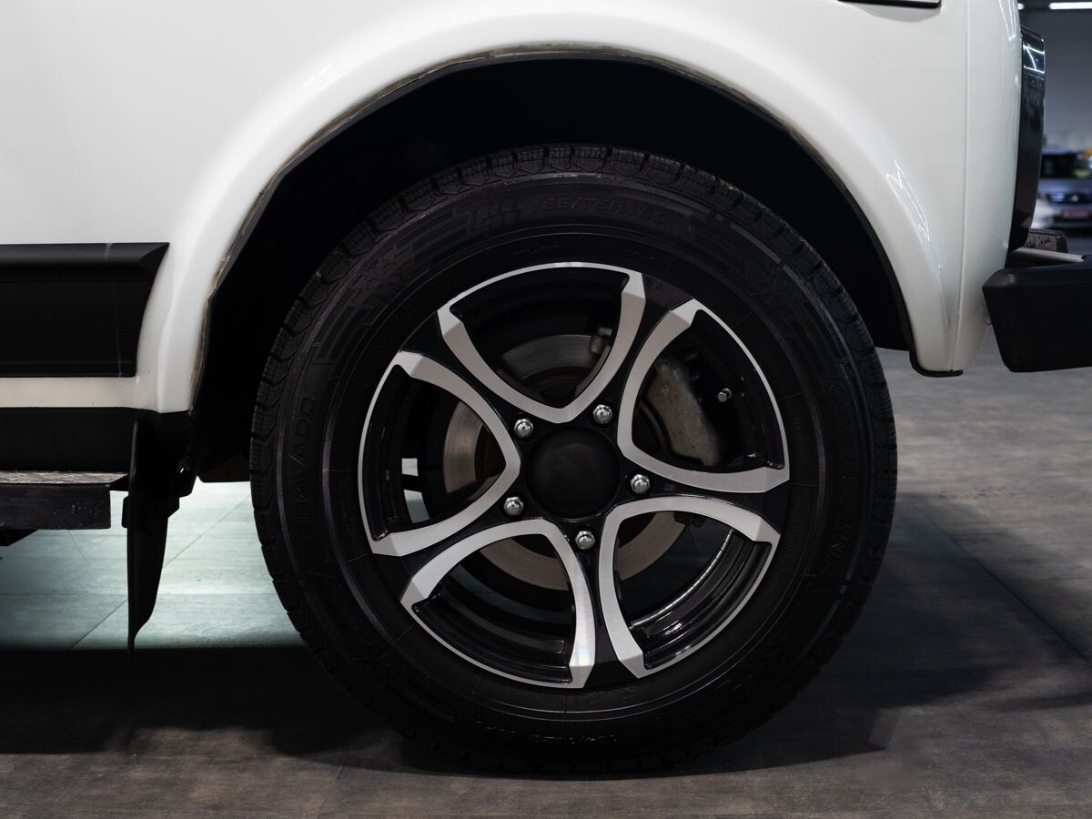 Lada (ВАЗ) 2131 (4x4) 2019 - фото автомобиля