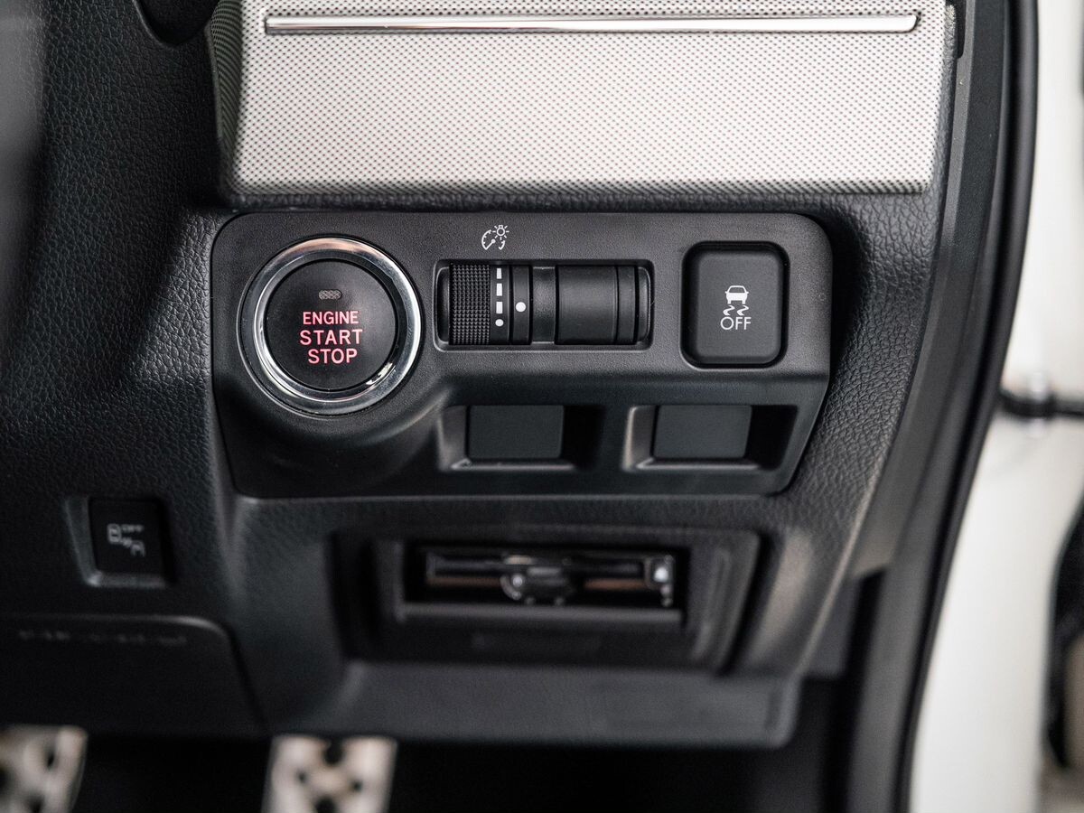 Subaru Levorg 2018 - фото автомобиля