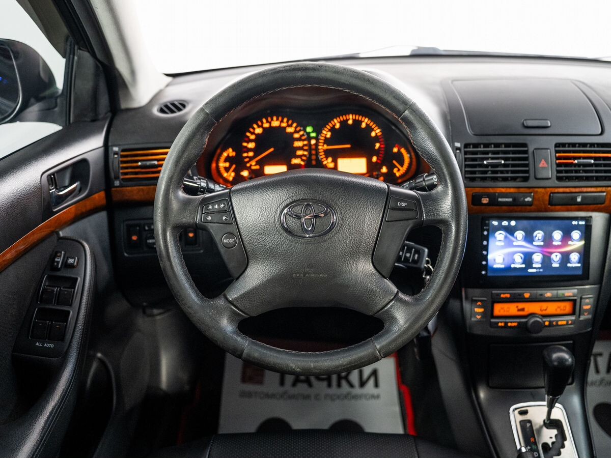 Toyota Avensis 2008 - фото автомобиля