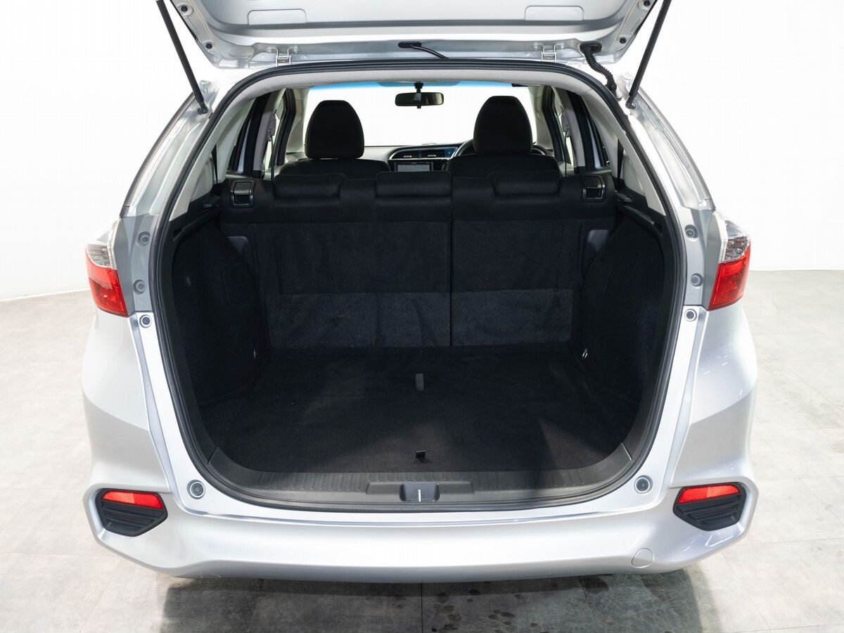 Honda Shuttle 2015 - фото автомобиля