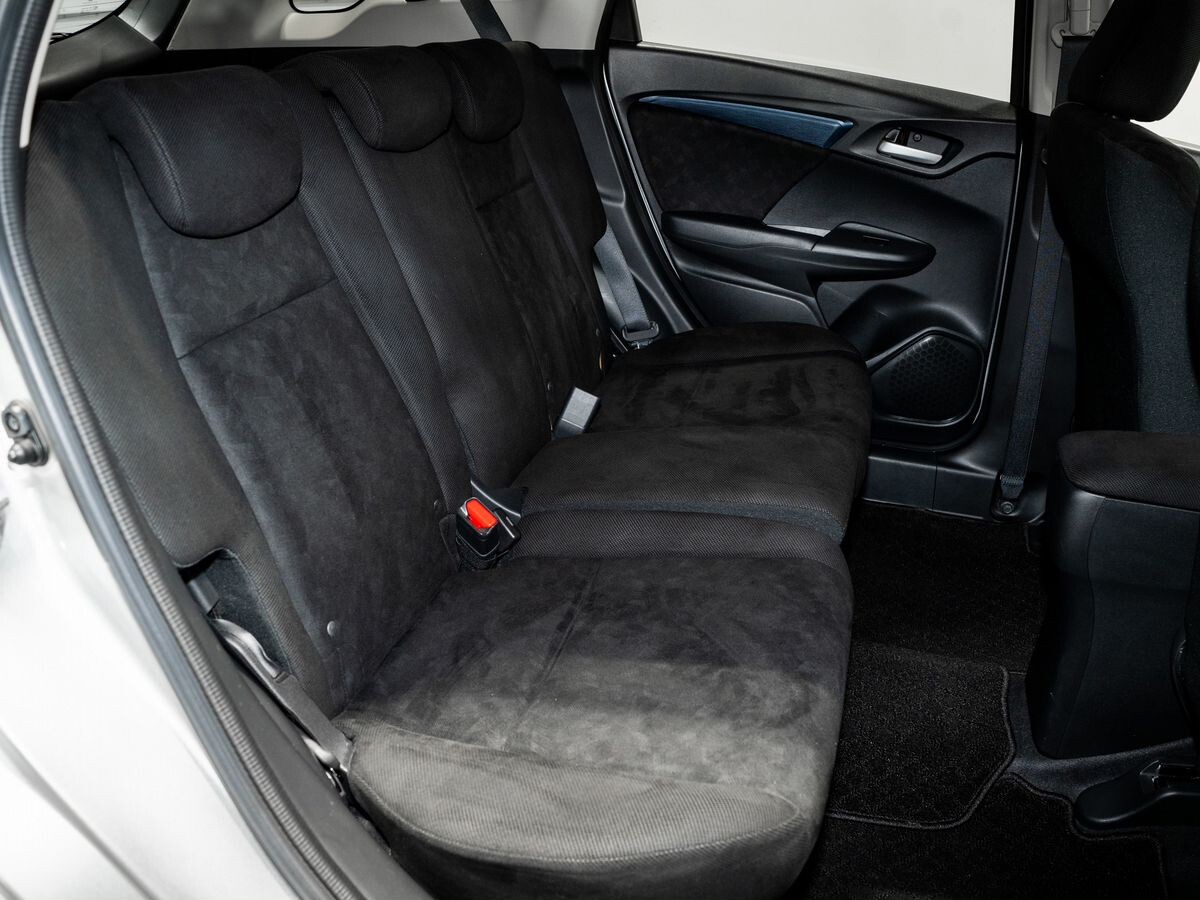 Honda Shuttle 2015 - фото автомобиля