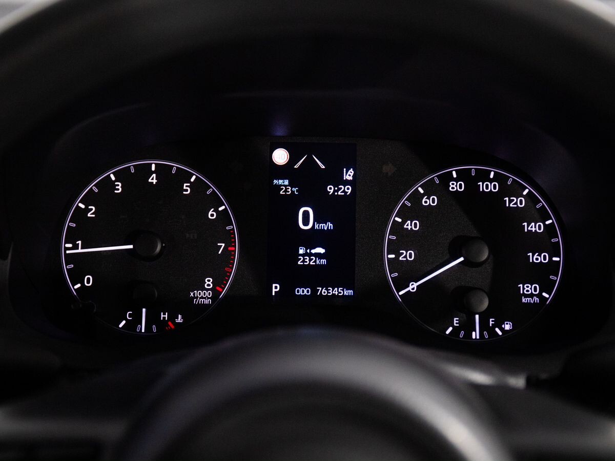 Toyota Yaris 2021 - фото автомобиля