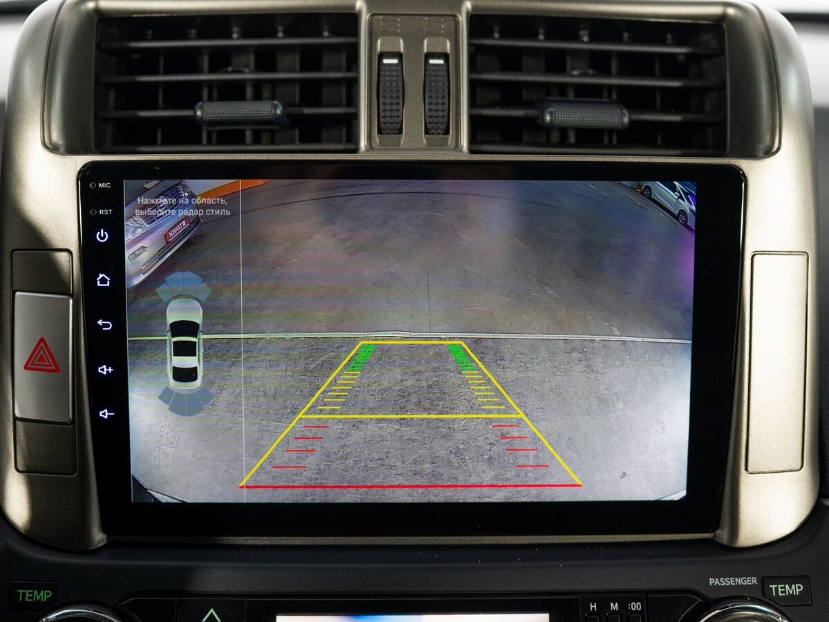 Toyota Land Cruiser Prado 2013 - фото автомобиля