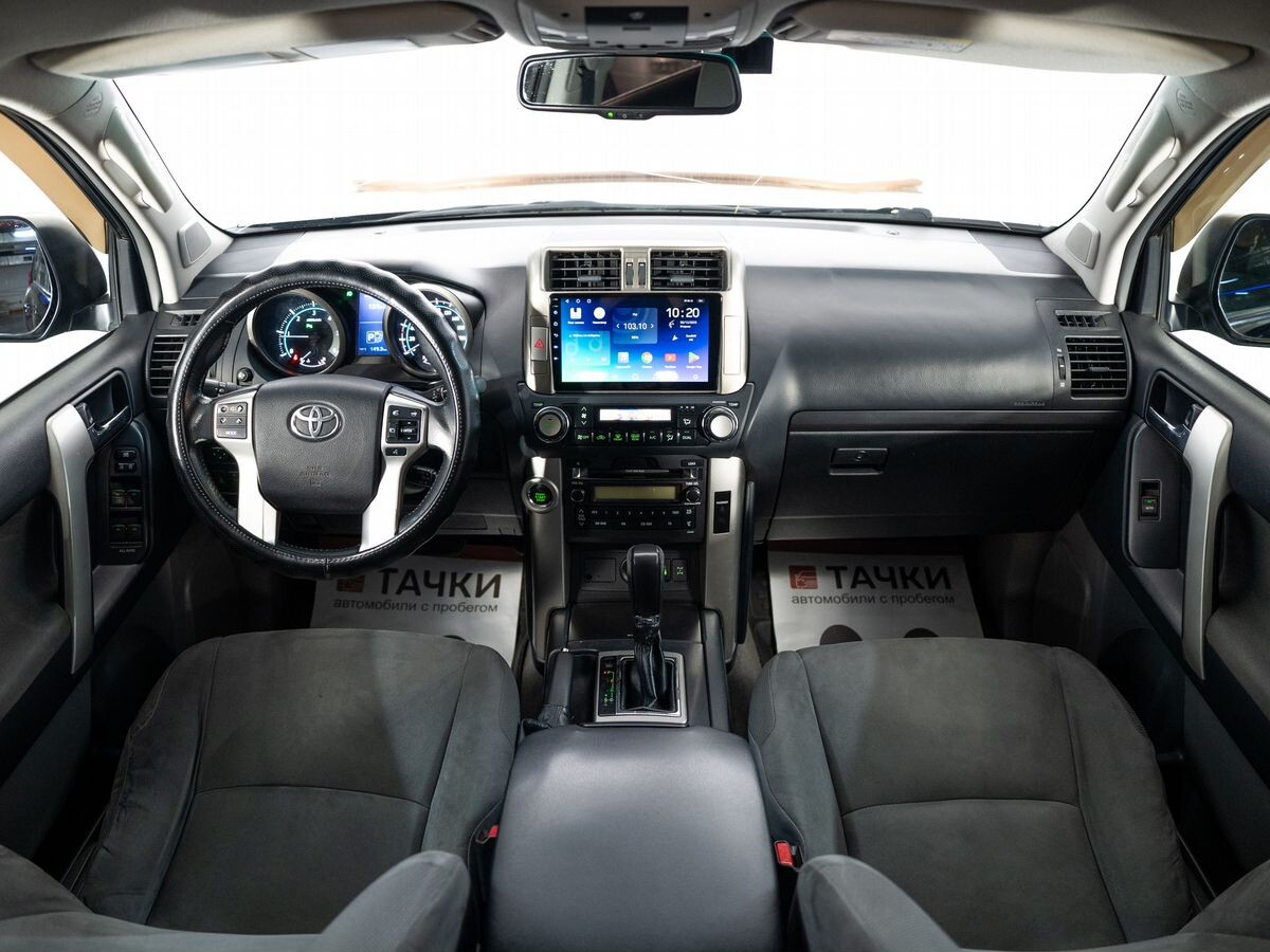 Toyota Land Cruiser Prado 2013 - фото автомобиля