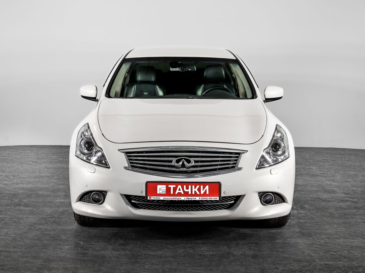 Infiniti G 2010 - фото автомобиля