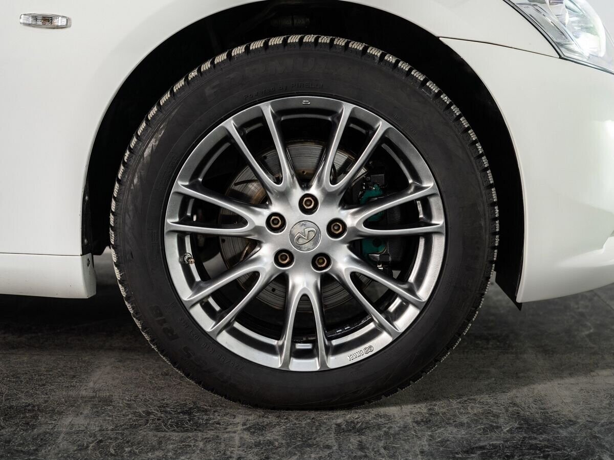 Infiniti G 2010 - фото автомобиля