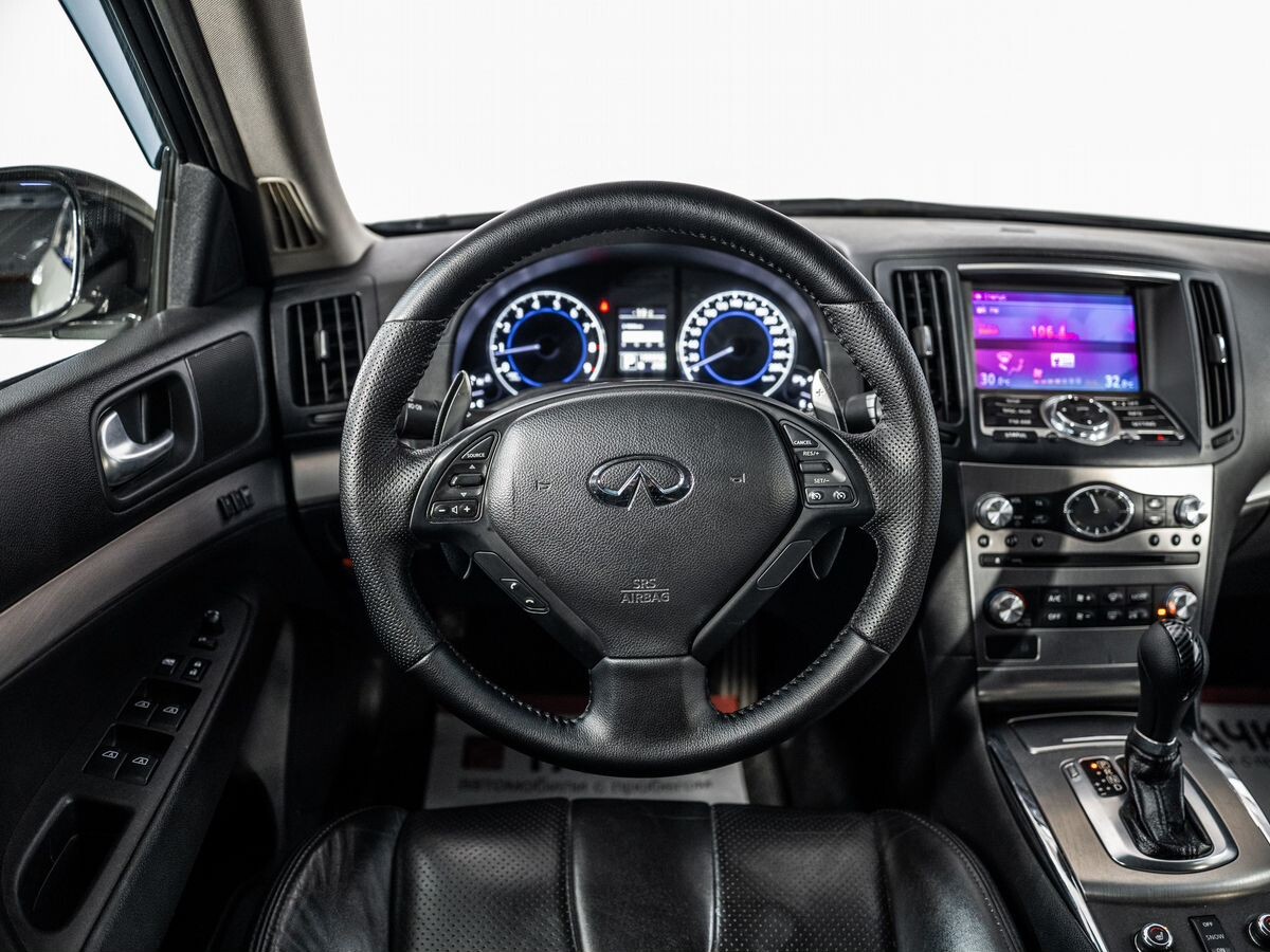 Infiniti G 2010 - фото автомобиля