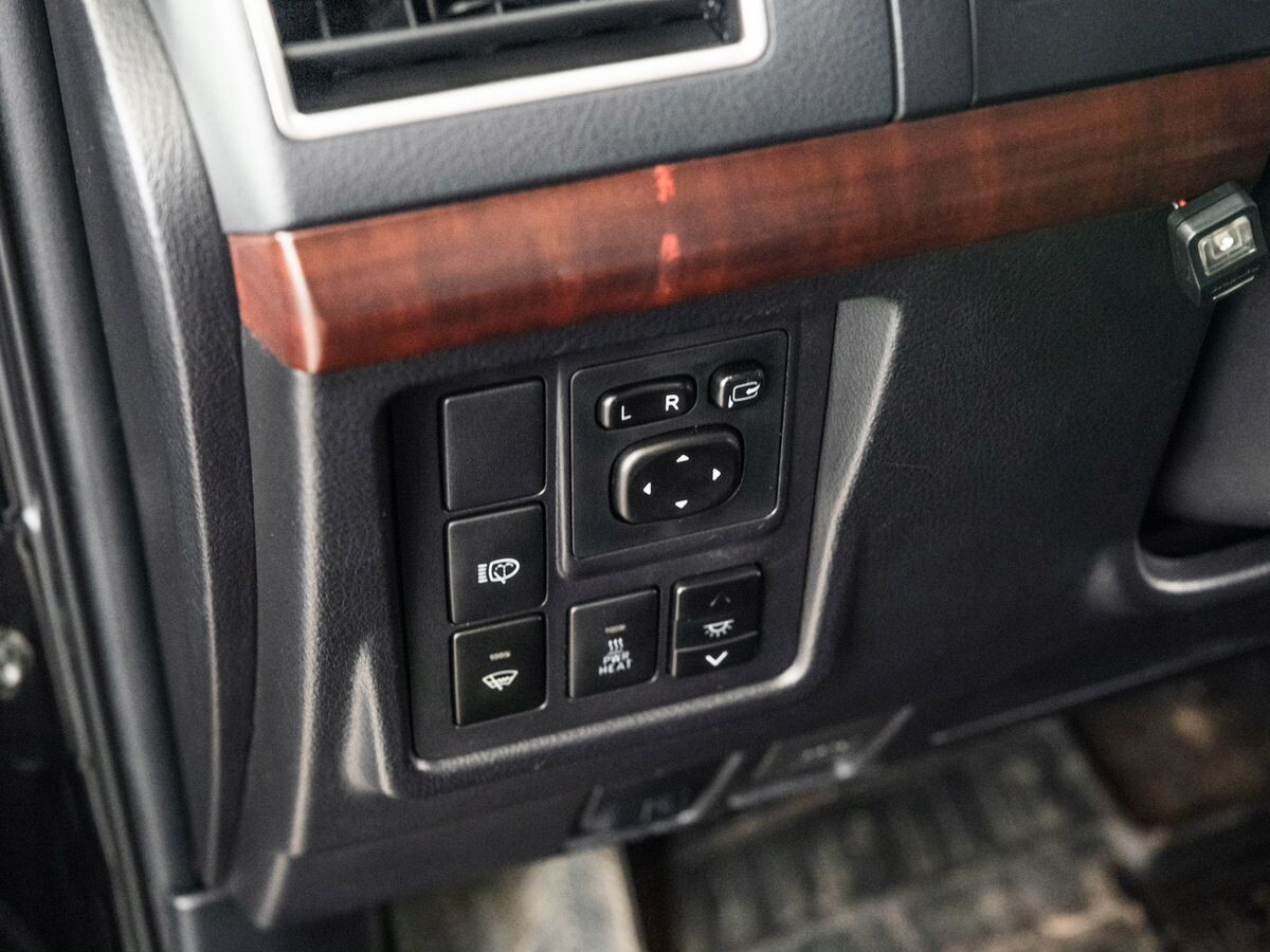 Toyota Land Cruiser Prado 2014 - фото автомобиля