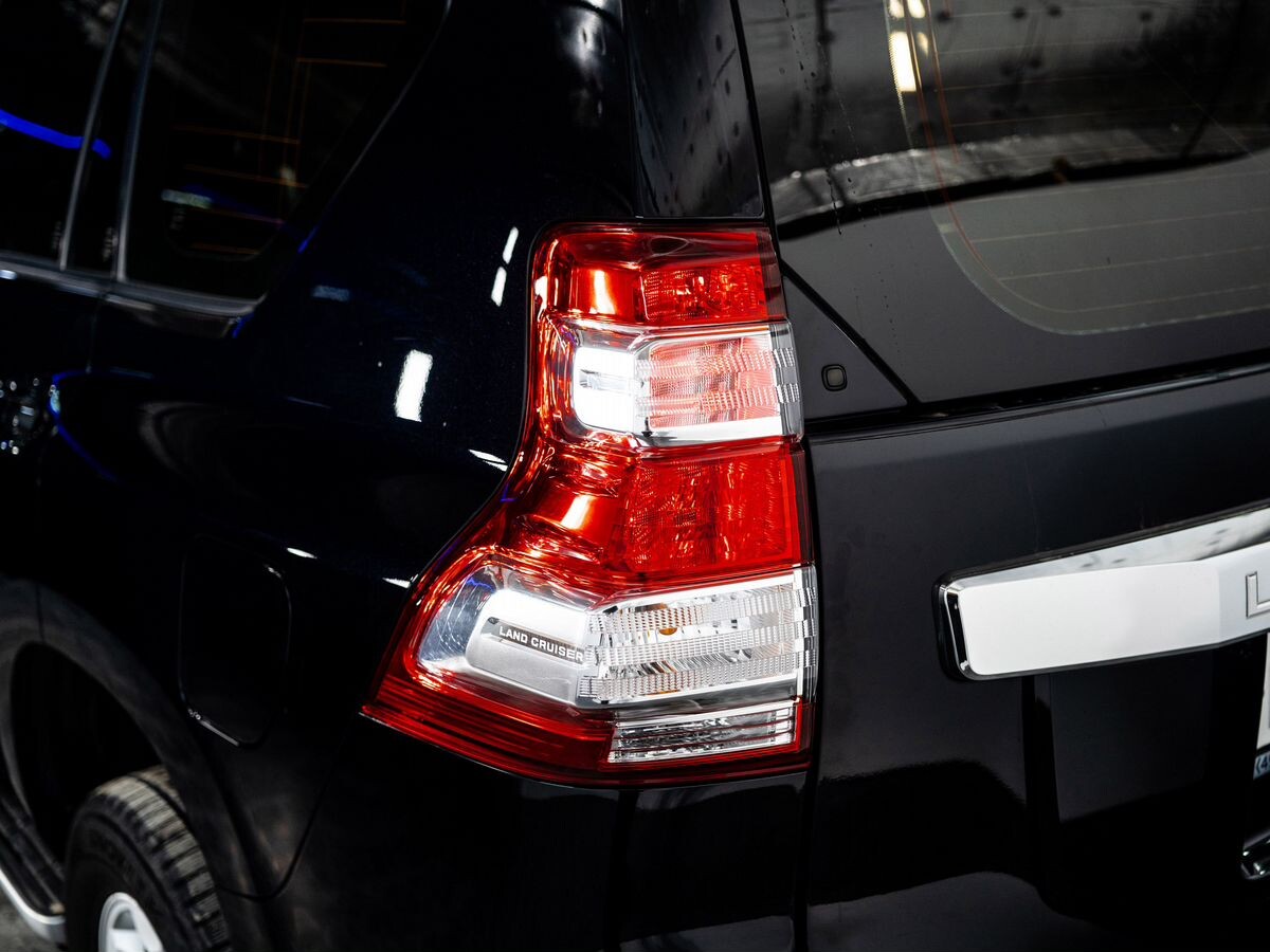 Toyota Land Cruiser Prado 2014 - фото автомобиля