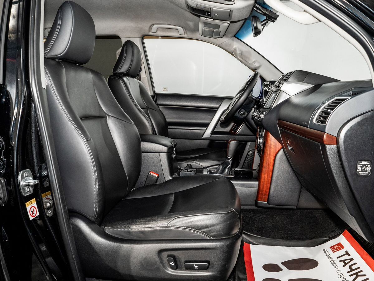 Toyota Land Cruiser Prado 2014 - фото автомобиля