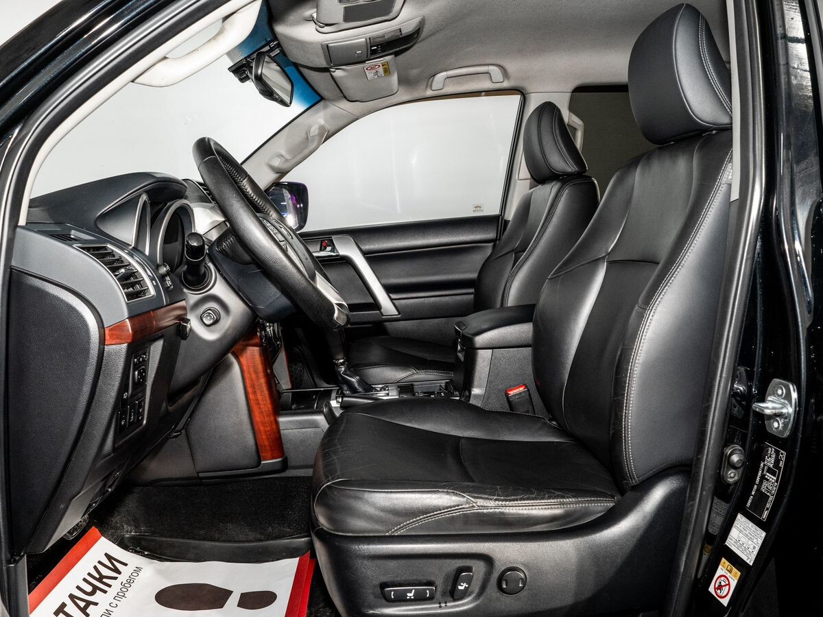 Toyota Land Cruiser Prado 2014 - фото автомобиля