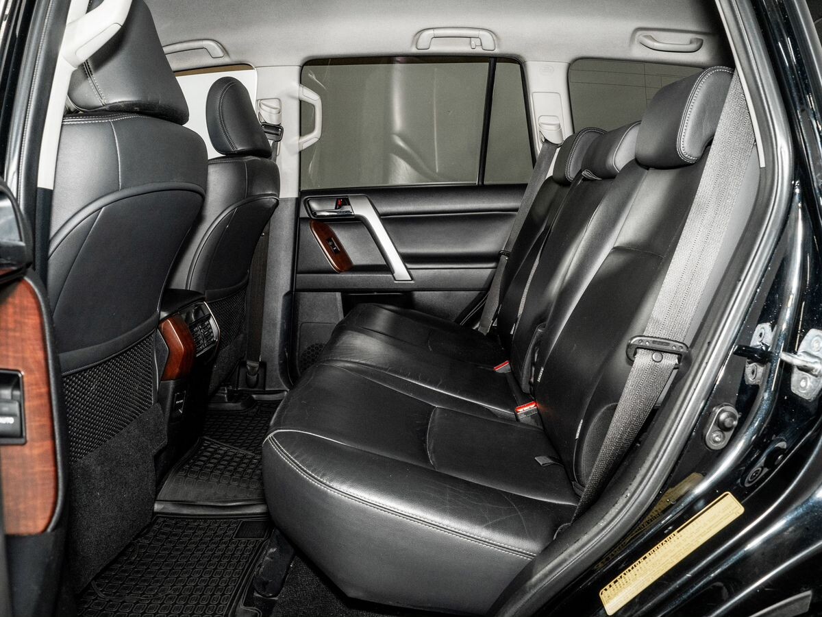 Toyota Land Cruiser Prado 2014 - фото автомобиля