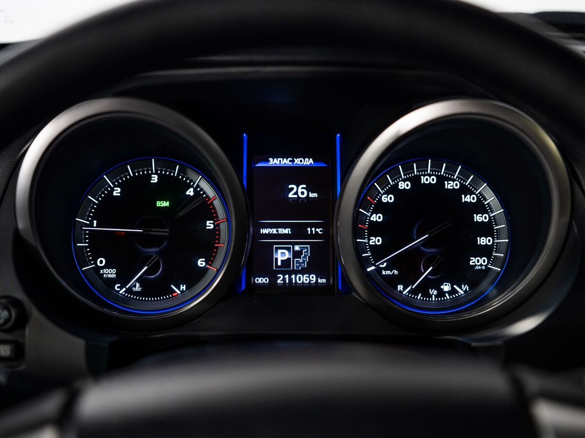 Toyota Land Cruiser Prado 2014 - фото автомобиля