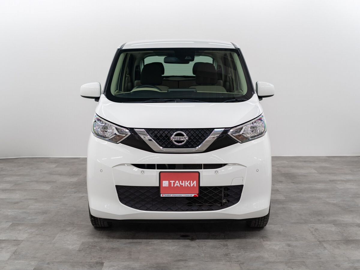 Nissan Dayz 2019 - фото автомобиля