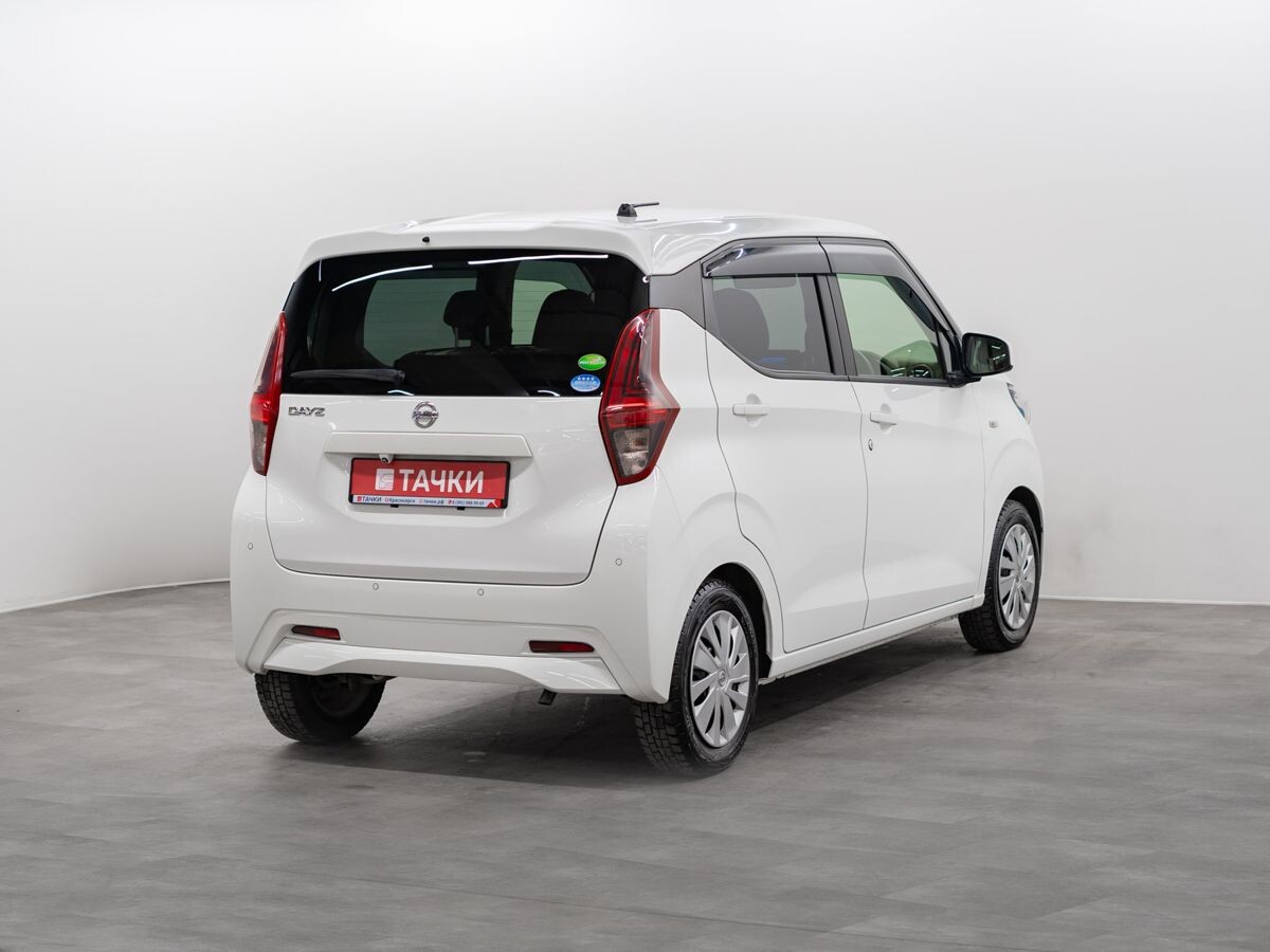Nissan Dayz 2019 - фото автомобиля