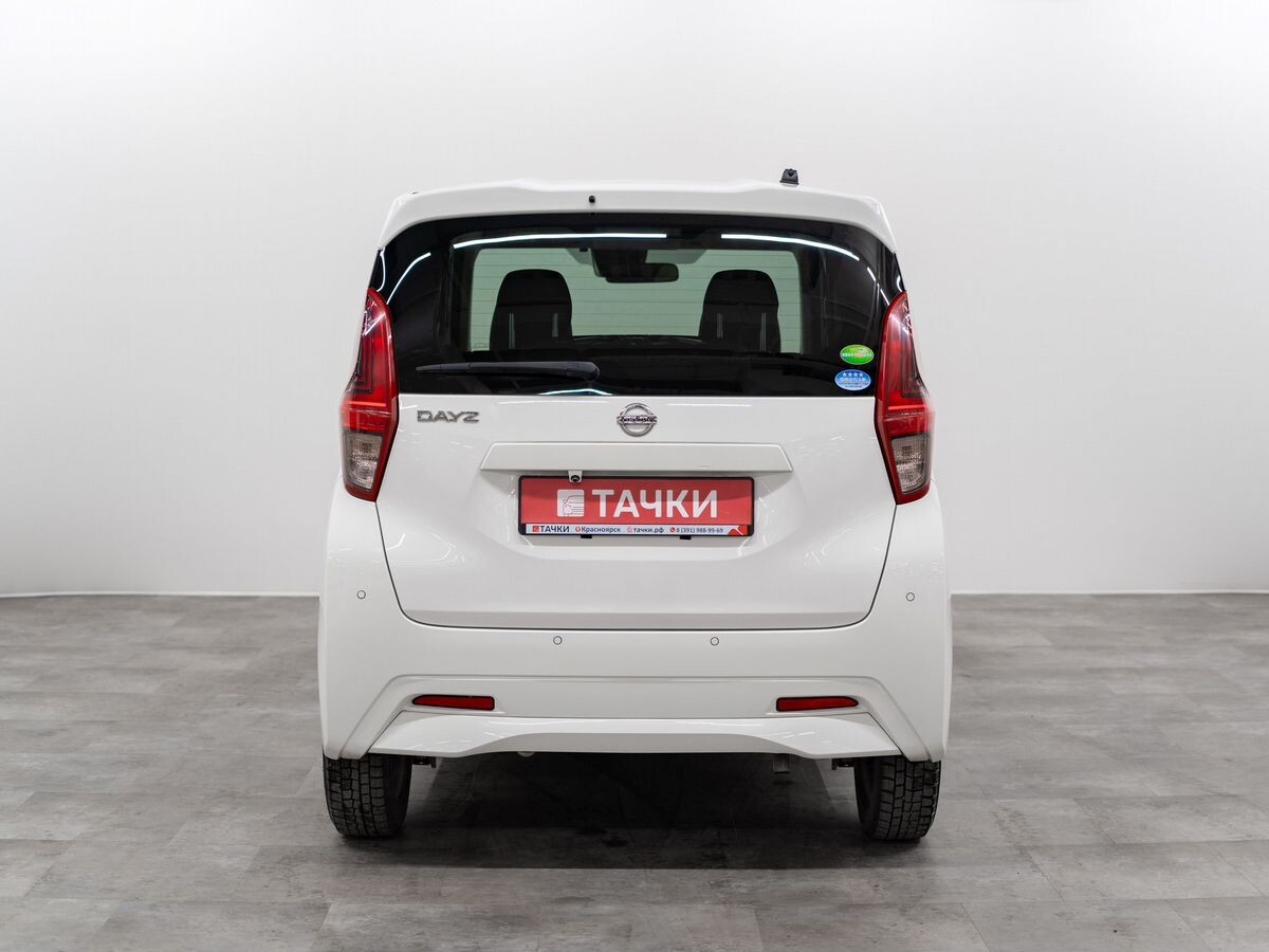 Nissan Dayz 2019 - фото автомобиля
