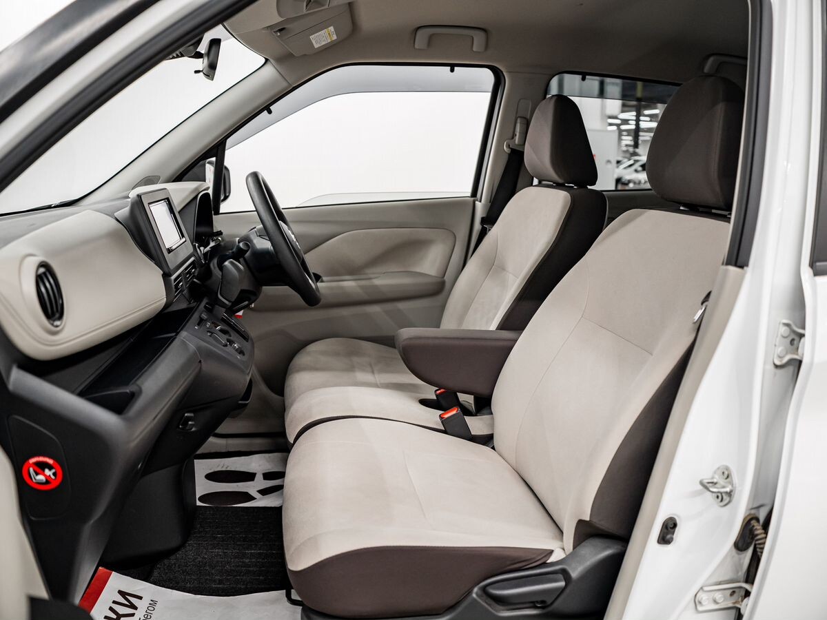 Nissan Dayz 2019 - фото автомобиля