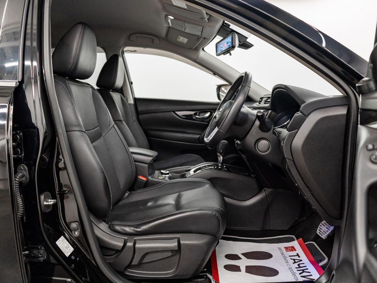 Nissan X-Trail 2018 - фото автомобиля