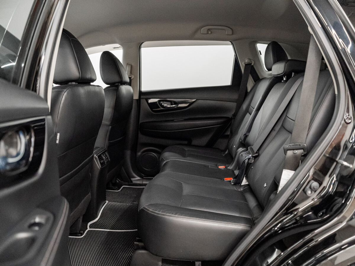 Nissan X-Trail 2018 - фото автомобиля