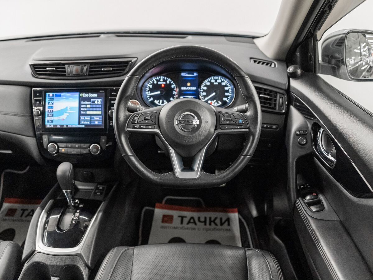 Nissan X-Trail 2018 - фото автомобиля