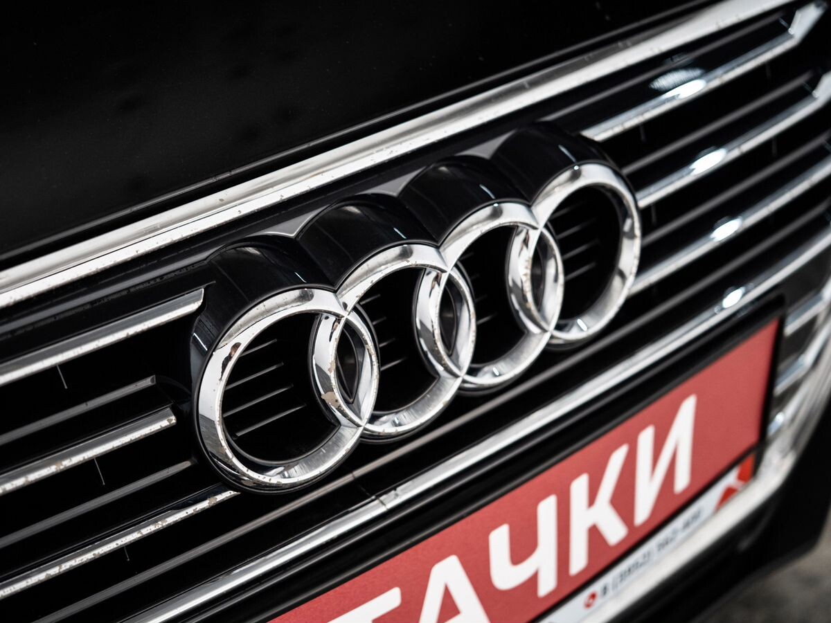 Audi A4 2016 - фото автомобиля