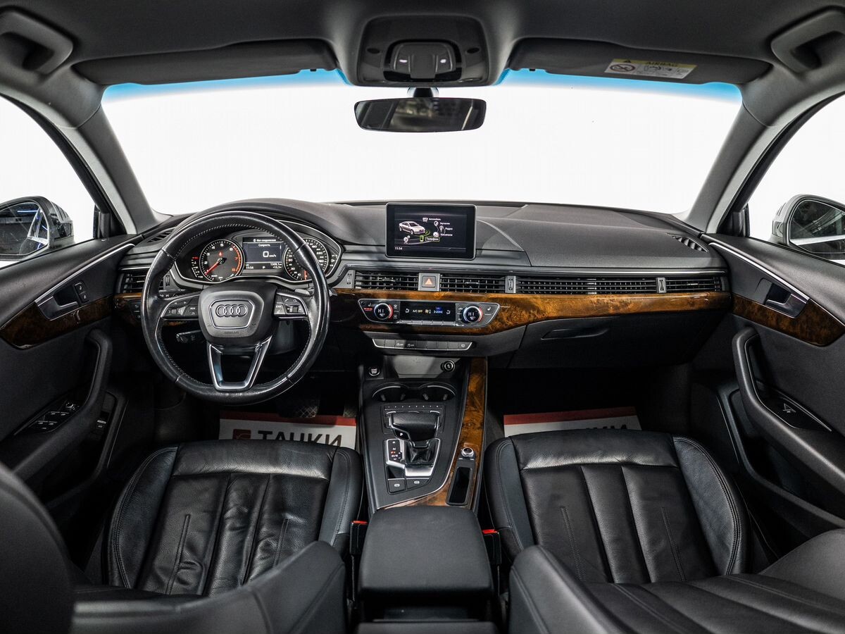 Audi A4 2016 - фото автомобиля