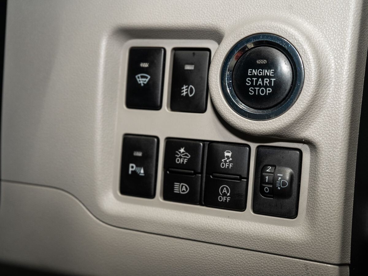 Toyota Passo 2018 - фото автомобиля