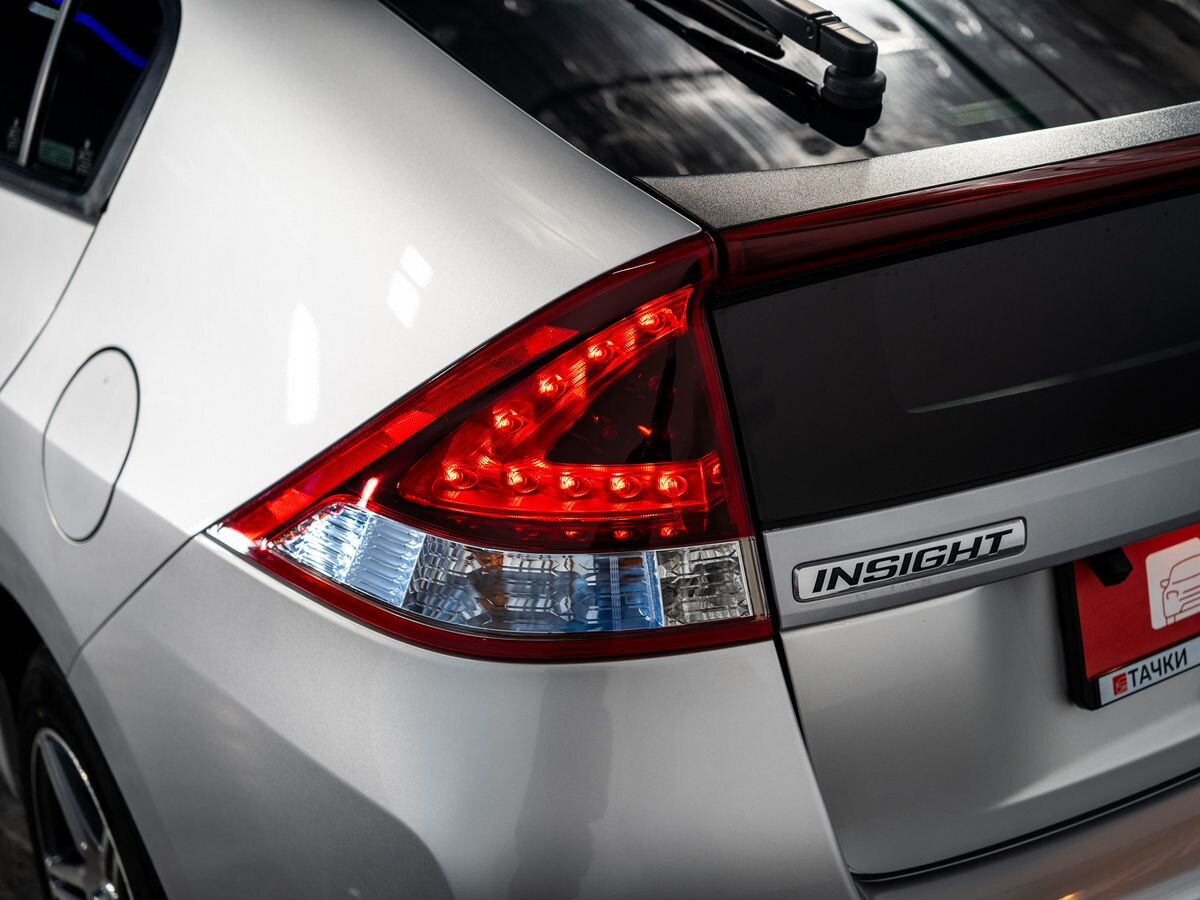 Honda Insight 2012 - фото автомобиля