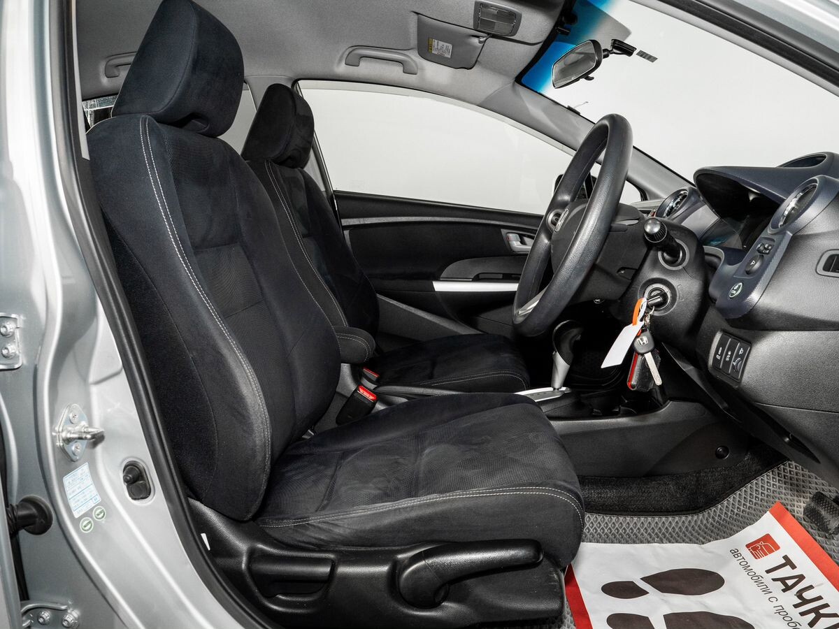 Honda Insight 2012 - фото автомобиля
