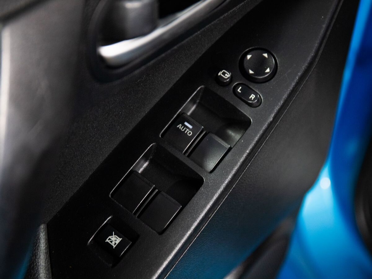 Mazda 3 2011 - фото автомобиля